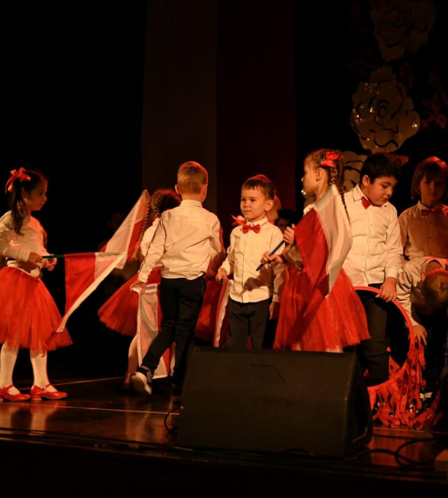 Występ taneczny dzieci z Przedszkola w Baniach